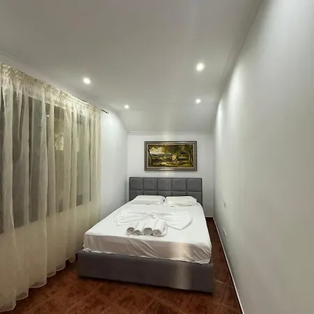 Villa Rexhepaj Vlorë
